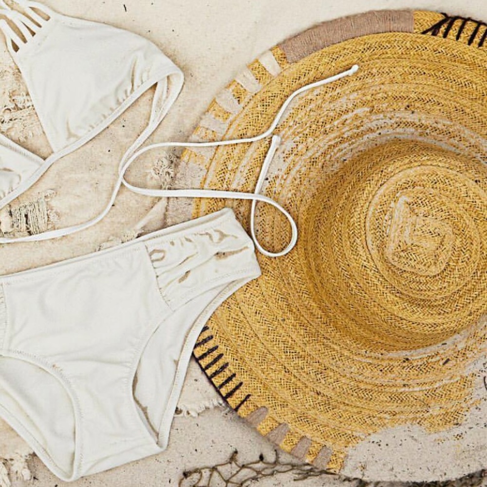 Aerie Straw/embroidered hat